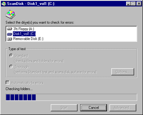 Windows 95 - ulubiony przez użytkowników program Scandisk.